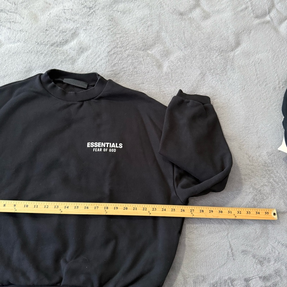 Fear of God Essentials Fleece Crewneck Sweater Black Mens Medium - Picture 4 of 7